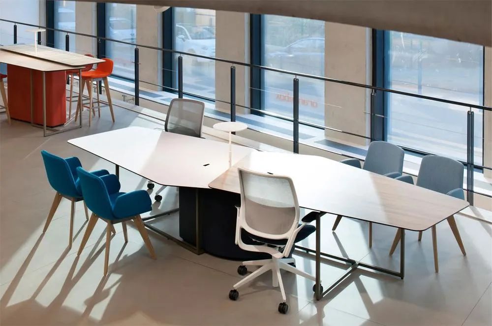 绿色办公空间设计_绿色生态办公空间设计题目_办公绿色空间设计案例