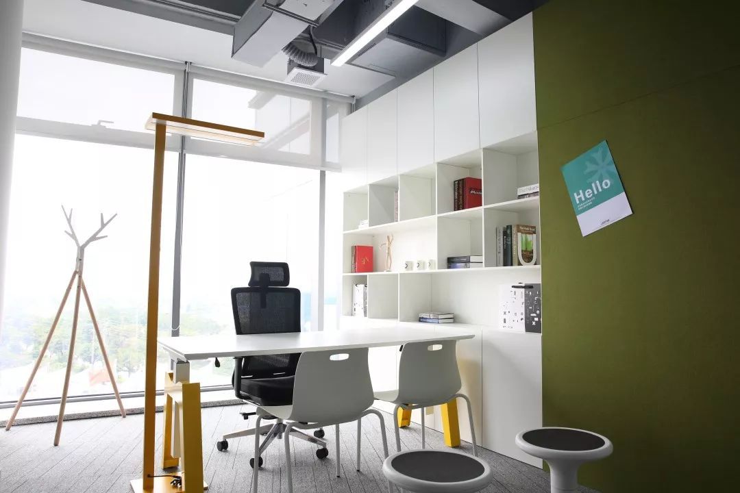 绿色生态办公空间设计题目_办公绿色空间设计方案_绿色办公空间设计